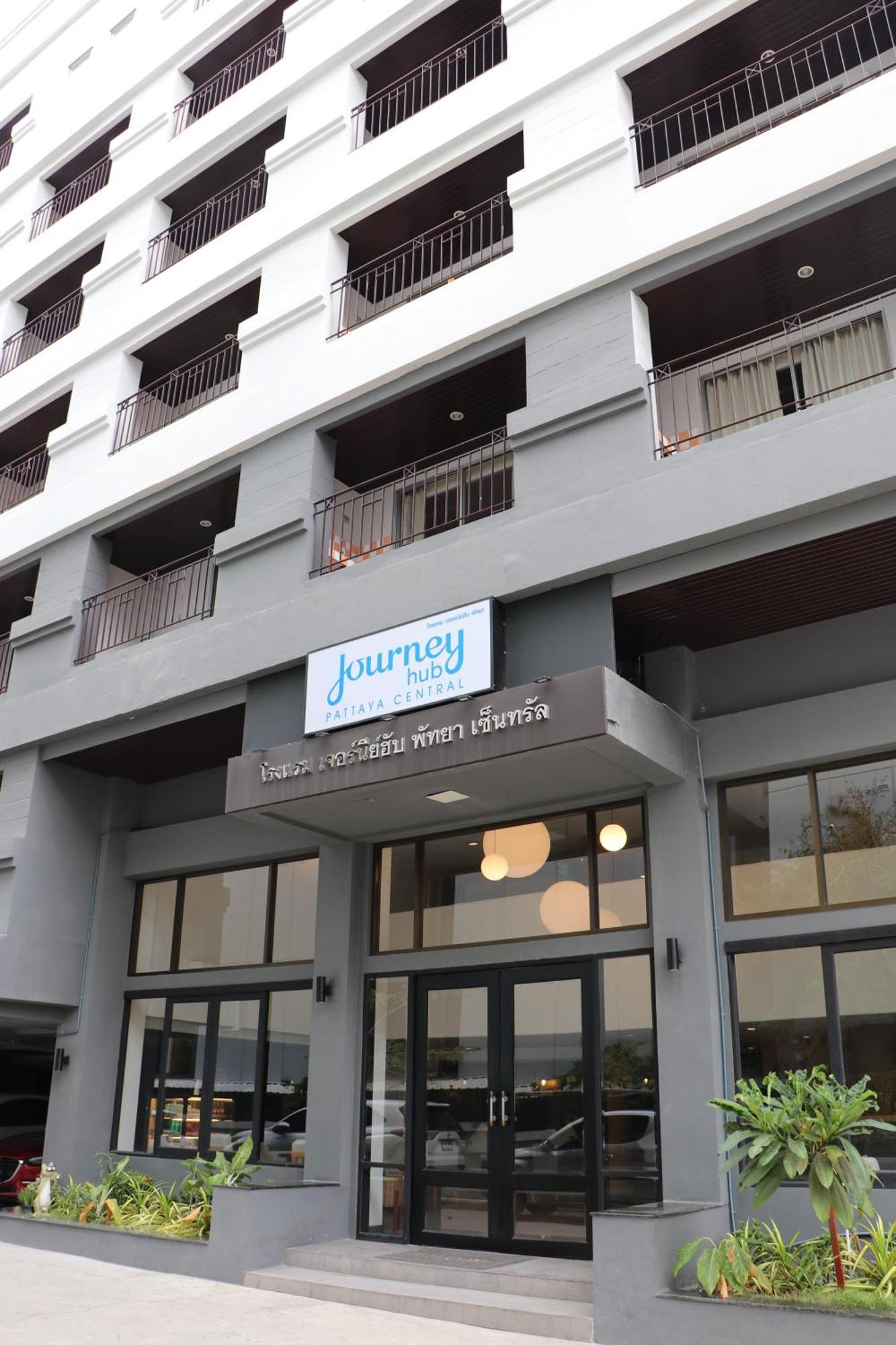 Journeyhub Pattaya Central Exterior foto